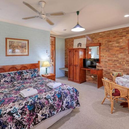 The Vineyard Motel Cowra Exteriör bild
