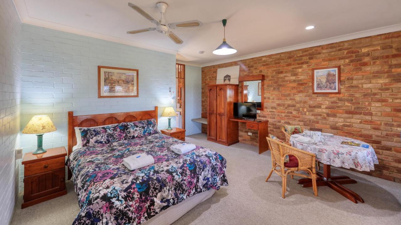 The Vineyard Motel Cowra Exteriör bild