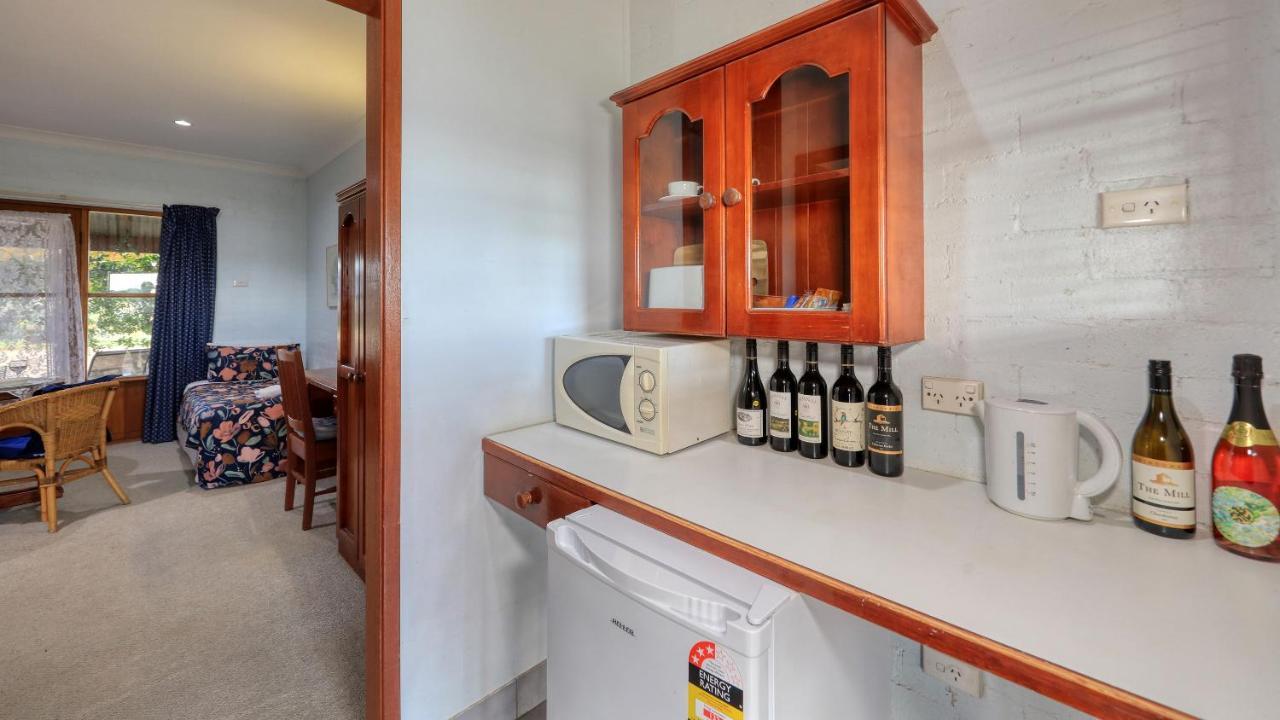 The Vineyard Motel Cowra Exteriör bild